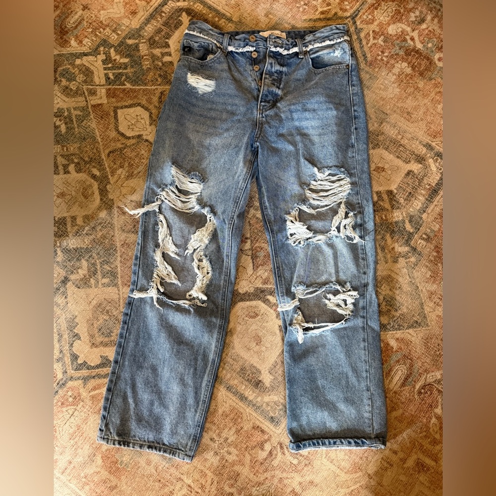 KanCan Distressed Blue Jeans